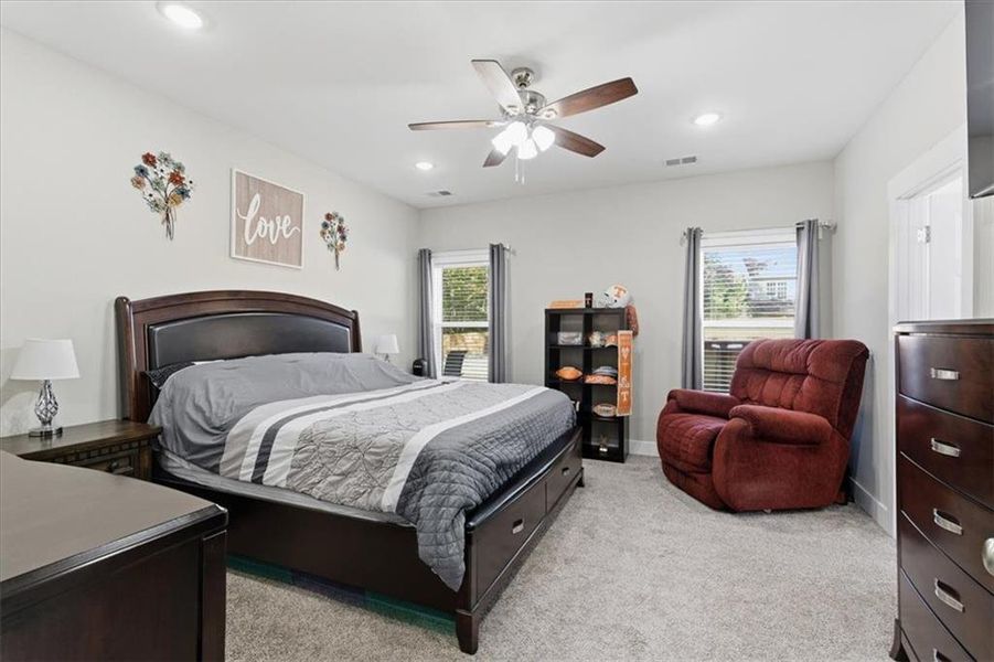 Furnished interior view inside a new home in , Cedartown (Image 17).