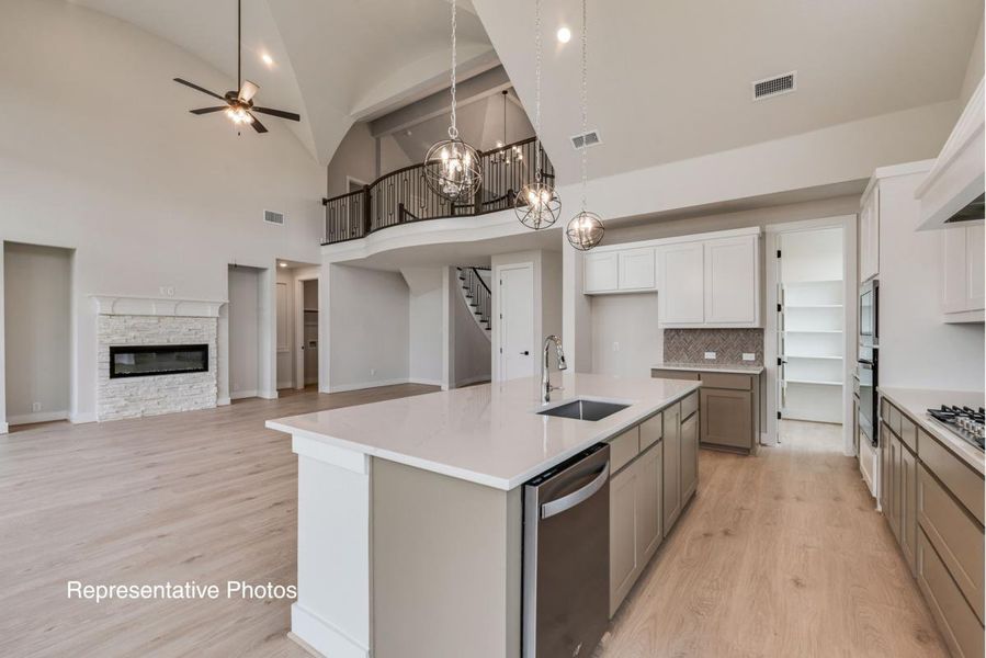 Representative furnished interior of a home built from the Grandview by Grand Homes in Grand Estates of Anna, Anna (Image 7).