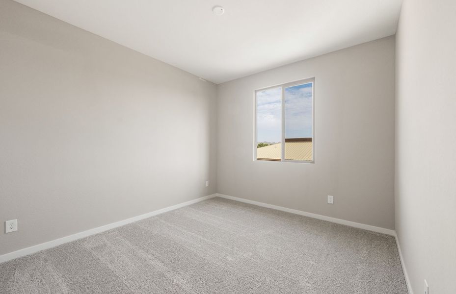 Spacious, unfurnished interior of a new home in Legado West, Queen Creek (Image 20).