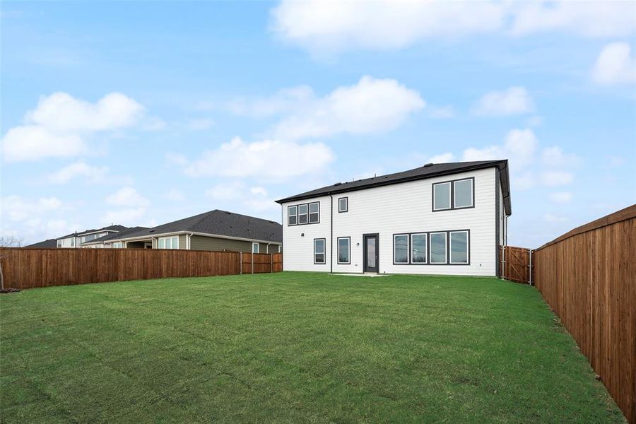 Exterior details and patio area of a home in Creekside of Crowley, Crowley (Image 3). Exterior details and patio area of a home in Creekside of Crowley, Crowley (Image 3).