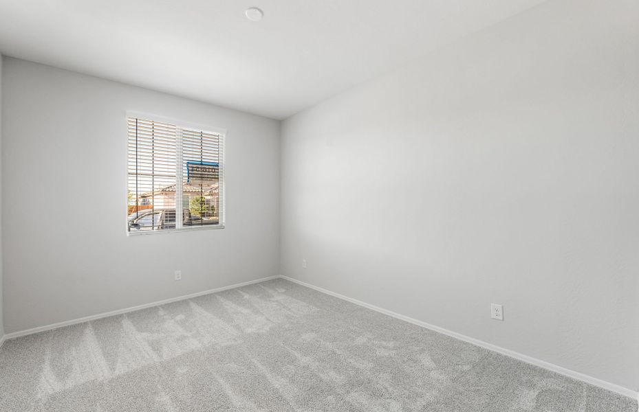 Spacious, unfurnished interior of a new home in Sun City Festival, Buckeye (Image 16). Spacious, unfurnished interior of a new home in Sun City Festival, Buckeye (Image 16).