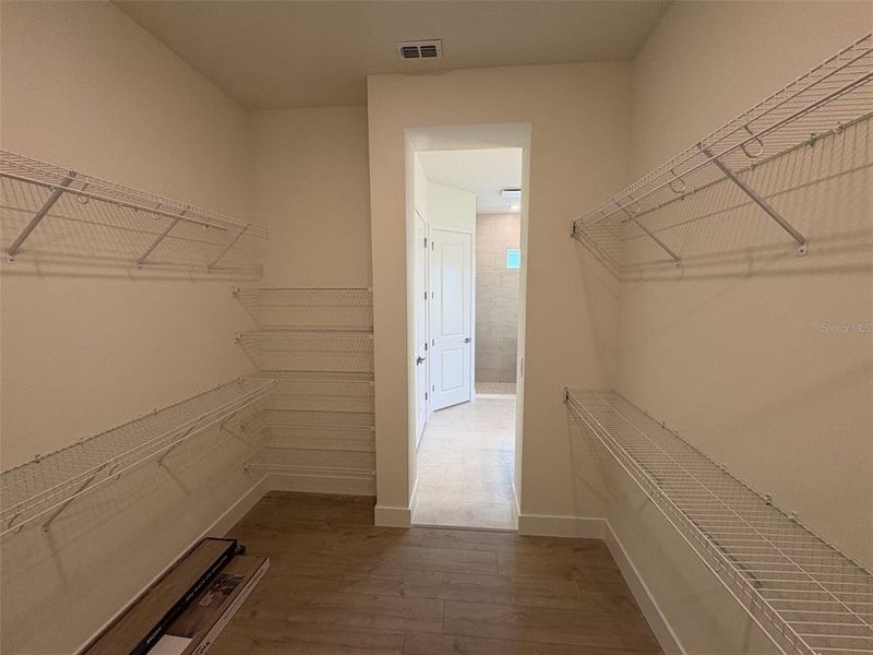 Spacious, unfurnished interior of a new home in Lakeview Crossing – Classic Series, Sarasota (Image 13). Spacious, unfurnished interior of a new home in Lakeview Crossing – Classic Series, Sarasota (Image 13).
