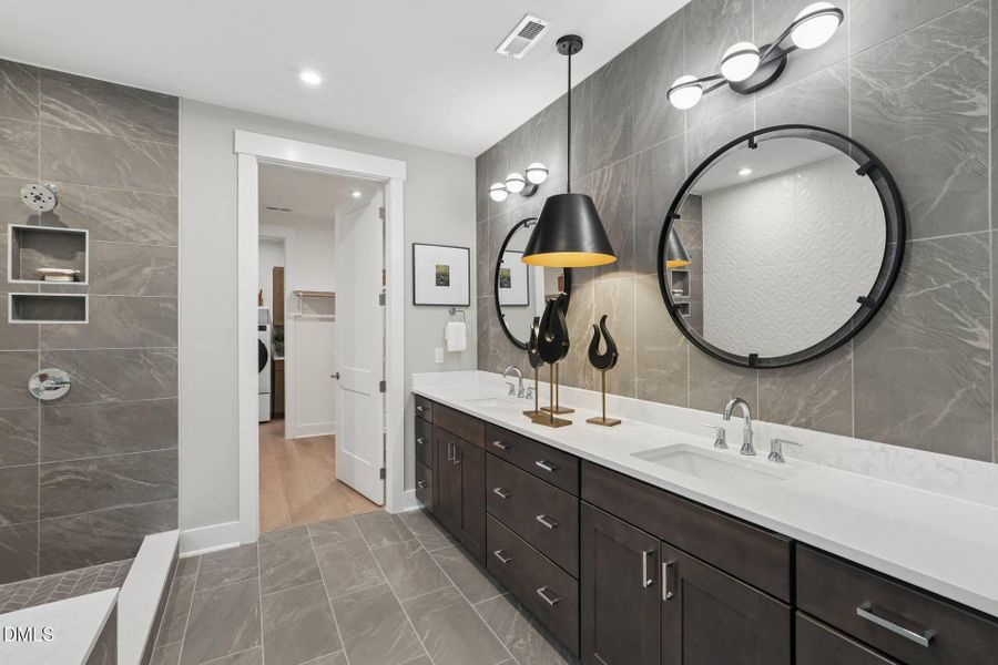 Primary Suite Bath