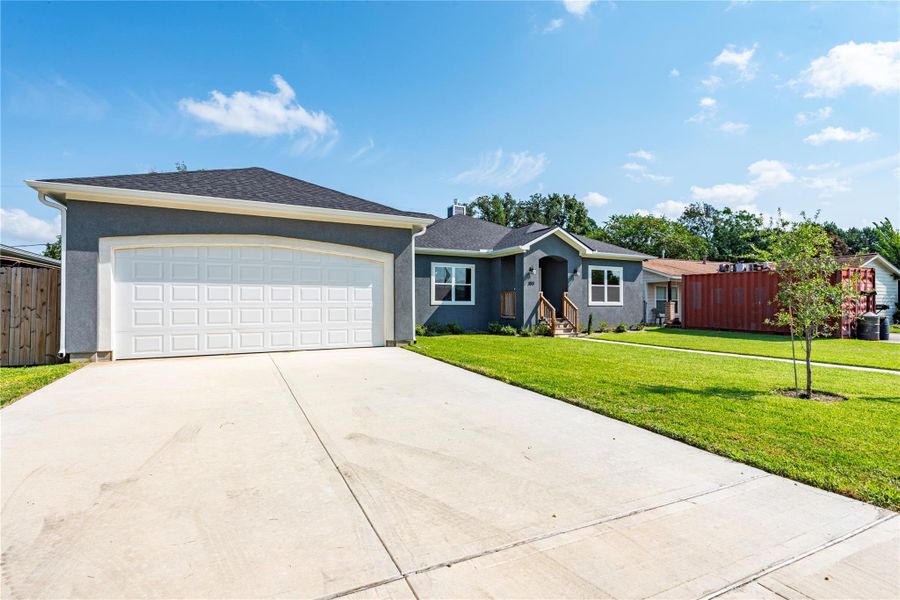 Front exterior of a new home in , Pasadena, TX, highlighting curb appeal (Image 21). Front exterior of a new home in , Pasadena, TX, highlighting curb appeal (Image 21).