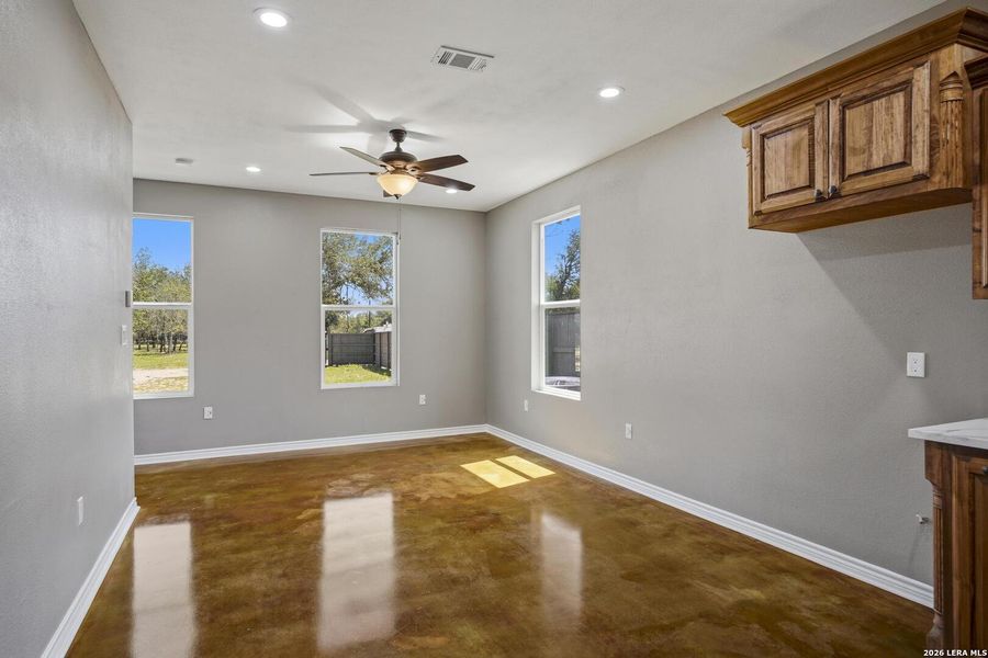 Spacious, unfurnished interior of a new home in , San Antonio (Image 29).