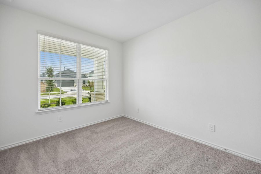 Spacious, unfurnished interior of a new home in Montgomery Bend, Montgomery (Image 30).