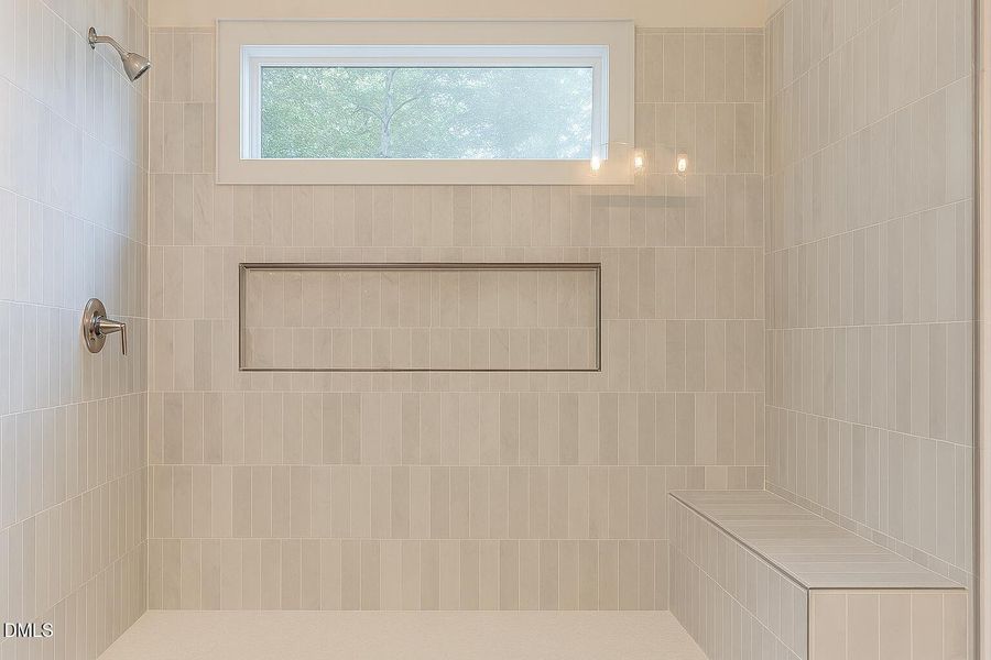 master shower LT 2 HBD