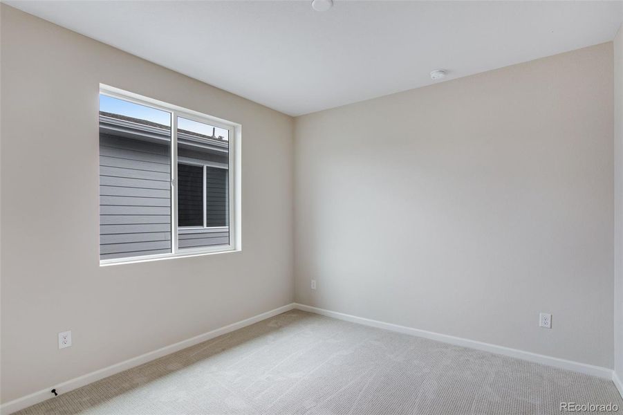 Spacious, unfurnished interior of a new home in Sugar Mill Village, Longmont (Image 37). Spacious, unfurnished interior of a new home in Sugar Mill Village, Longmont (Image 37).