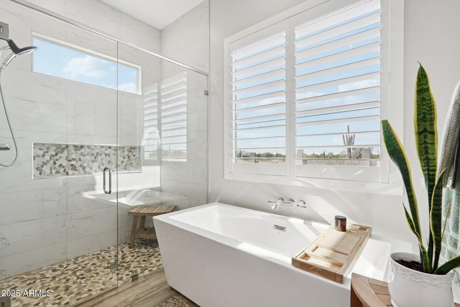 Master Bathroom Master Bathroom