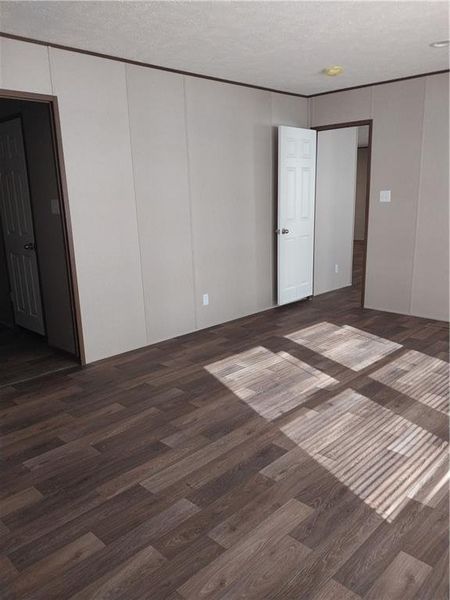 Spacious, unfurnished interior of a new home in , Dawsonville (Image 6).