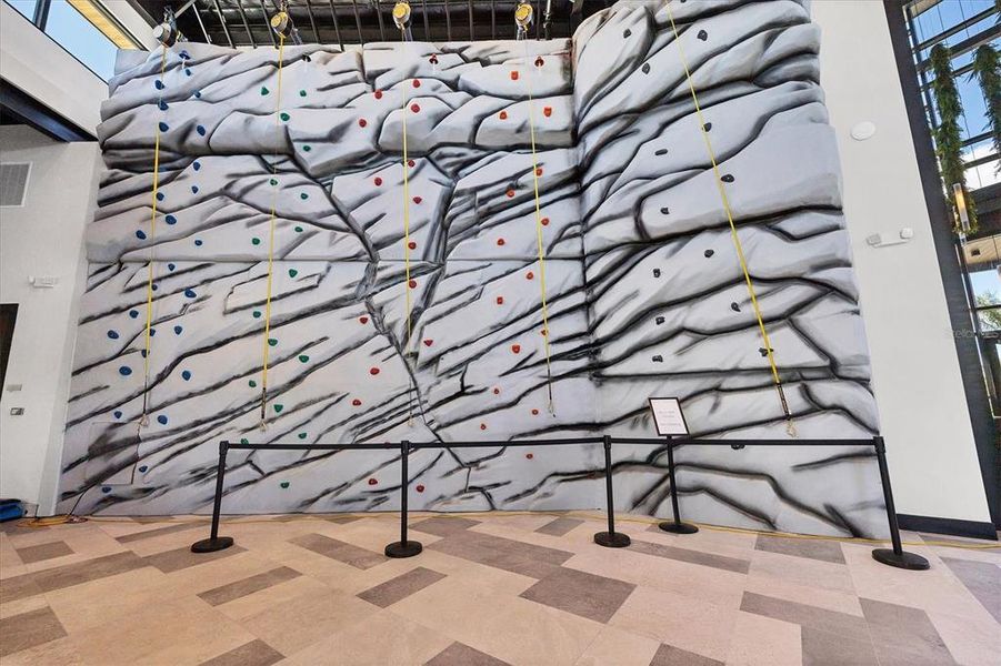 Community amenities in , Sarasota (Image 69).