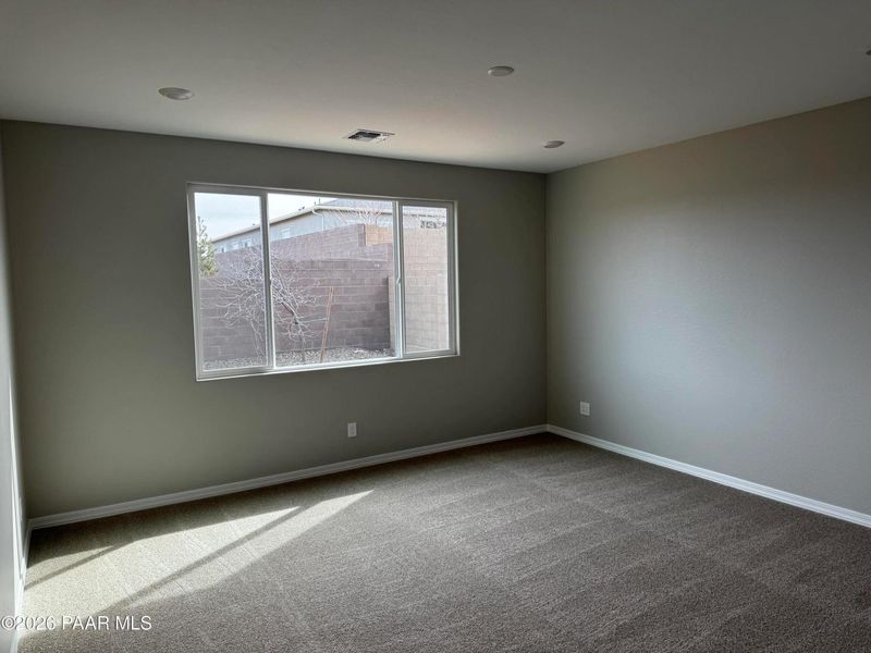 Spacious, unfurnished interior of a new home in Westwood, Prescott (Image 13).