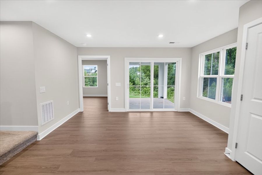 Spacious, unfurnished interior of a new home in Arden Woods, Greenville (Image 12).
