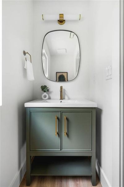 Furnished interior view inside a new home in , Alpharetta (Image 39).