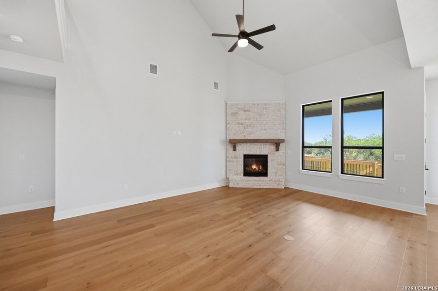 Spacious, unfurnished interior of a new home in VIDA, San Antonio (Image 15).