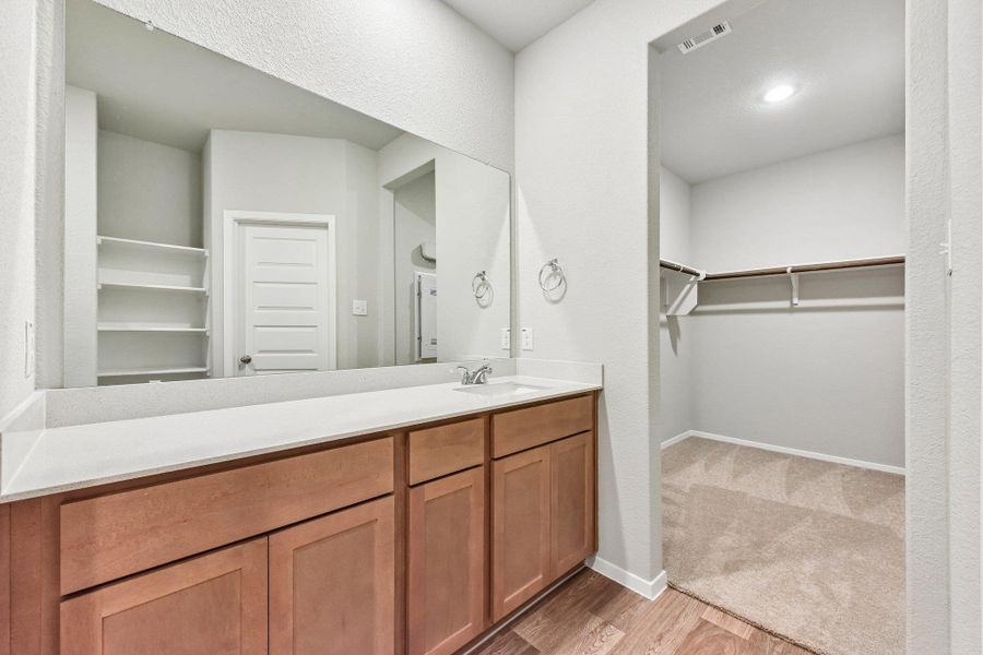 Furnished interior view inside a new home in Cascade, Liberty Hill (Image 6).