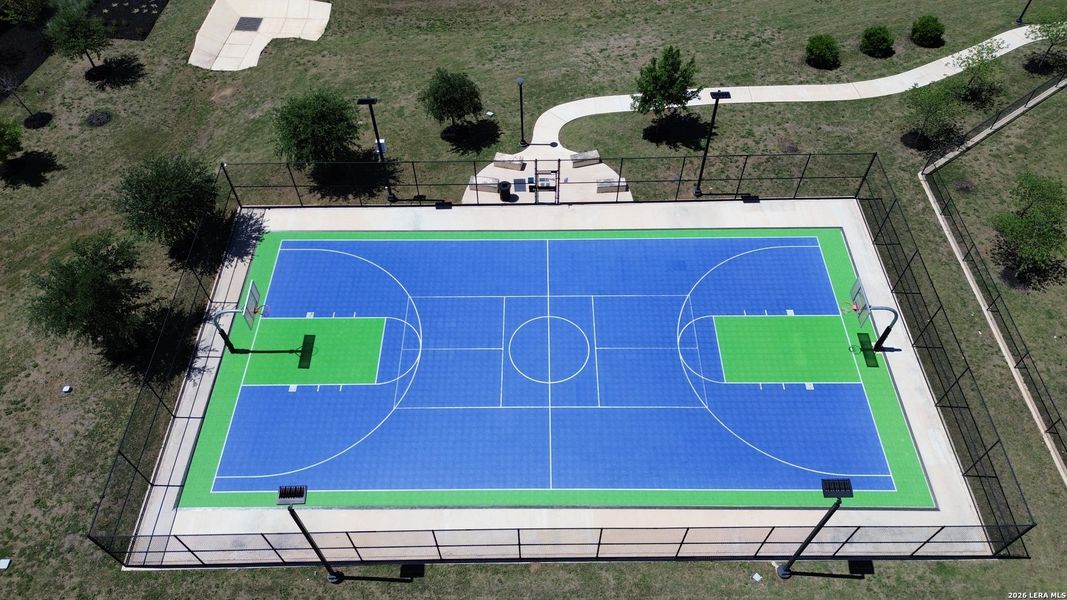 Community amenities in Langdon, San Antonio (Image 25).