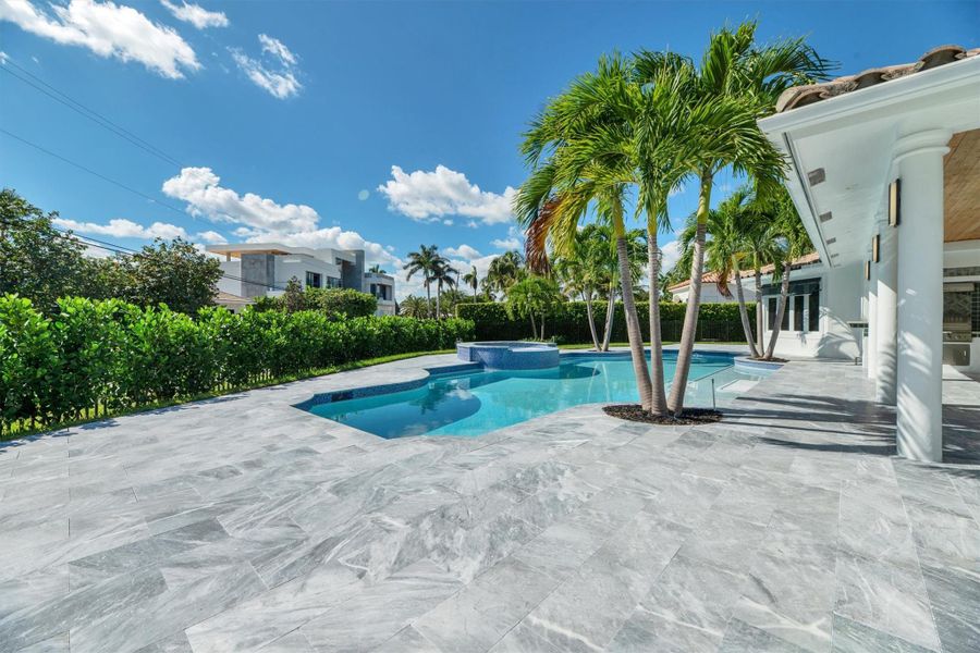 Exterior details and patio area of a home in , Fort Lauderdale (Image 22).
