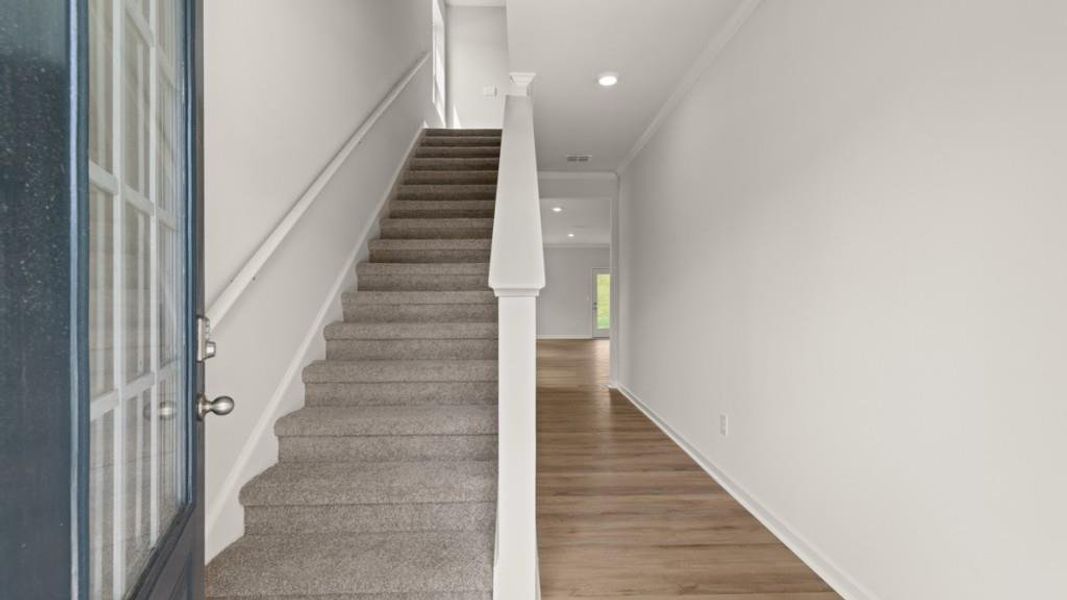 Spacious, unfurnished interior of a new home in Sheffield Highlands, Dallas (Image 18).