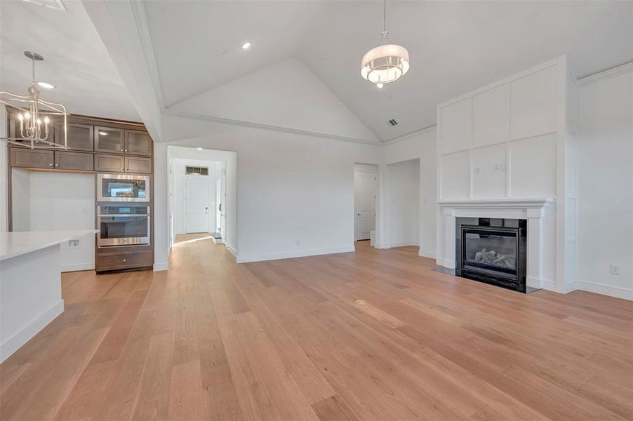 Spacious, unfurnished interior of a new home in Kreymer at the Park, Wylie (Image 35).