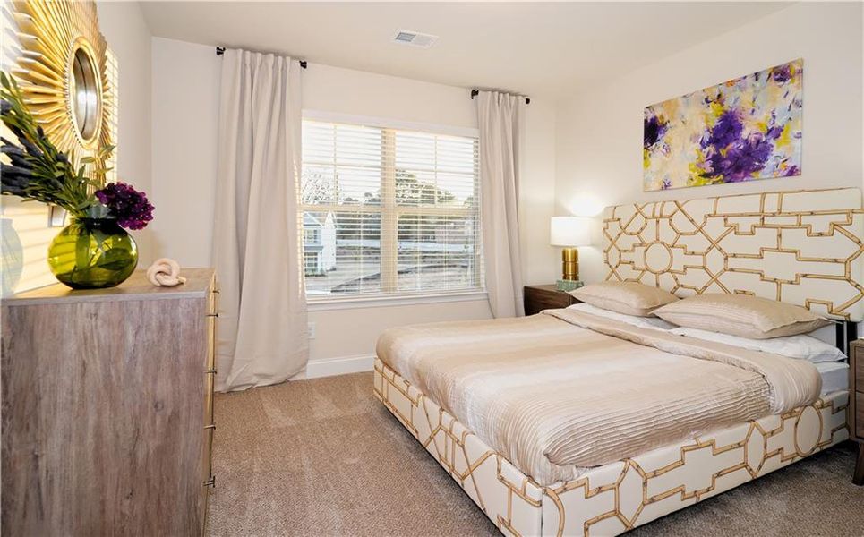 Furnished interior view inside a new home in Hellen Valley, Braselton (Image 6).