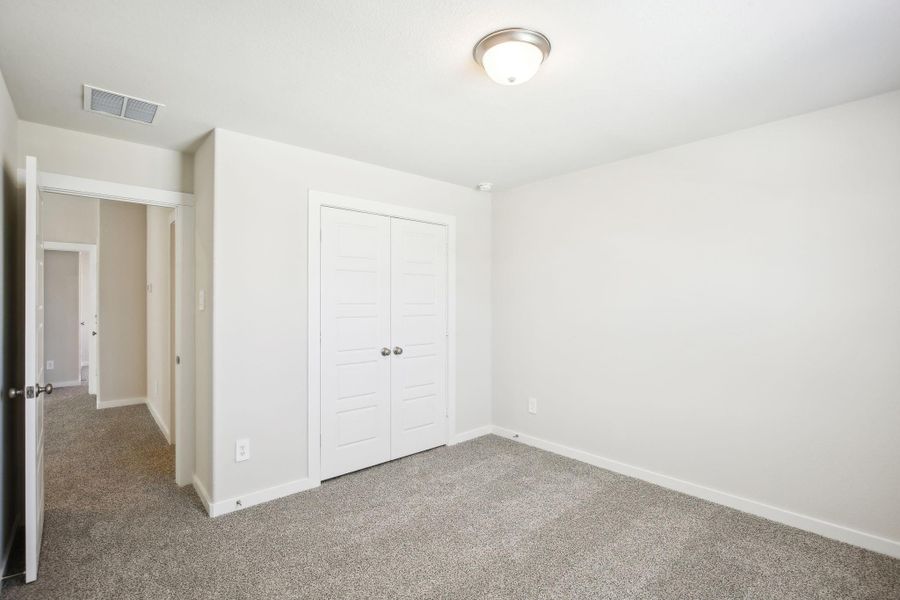 Photo is not of the actual home but is an inspirational photo of builder’s model home and may depict options, furnishings, and/or decorator features that are not included. Photo is not of the actual home but is an inspirational photo of builder’s model home and may depict options, furnishings, and/or decorator features that are not included.