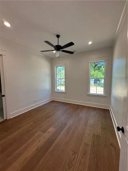 Spacious, unfurnished interior of a new home in , Monroe (Image 9).