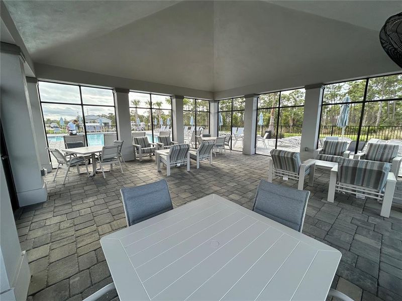 Community amenities in , Englewood (Image 18).