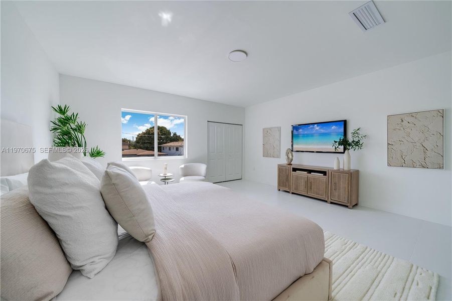 Furnished interior view inside a new home in , Miami (Image 24).