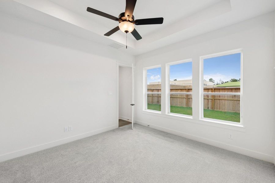 Spacious, unfurnished interior of a new home in The Highlands 40', Porter (Image 15). Spacious, unfurnished interior of a new home in The Highlands 40', Porter (Image 15).