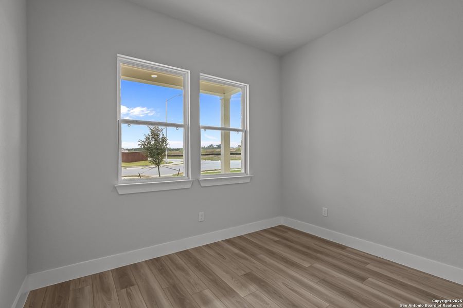 Spacious, unfurnished interior of a new home in Homestead, Schertz (Image 25).