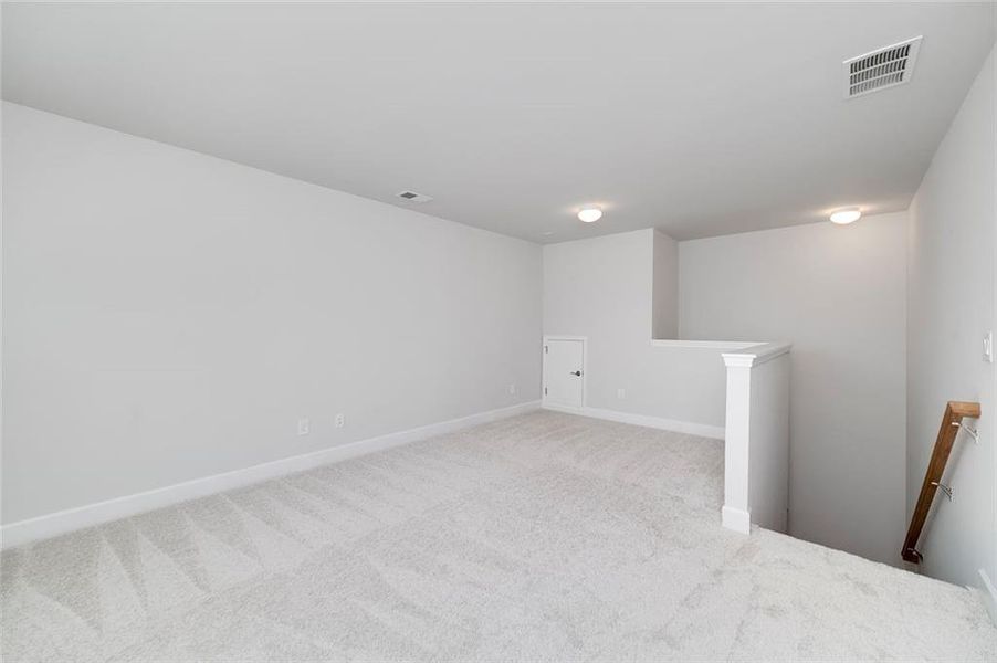 Spacious, unfurnished interior of a new home in Wimberly, Powder Springs (Image 30).