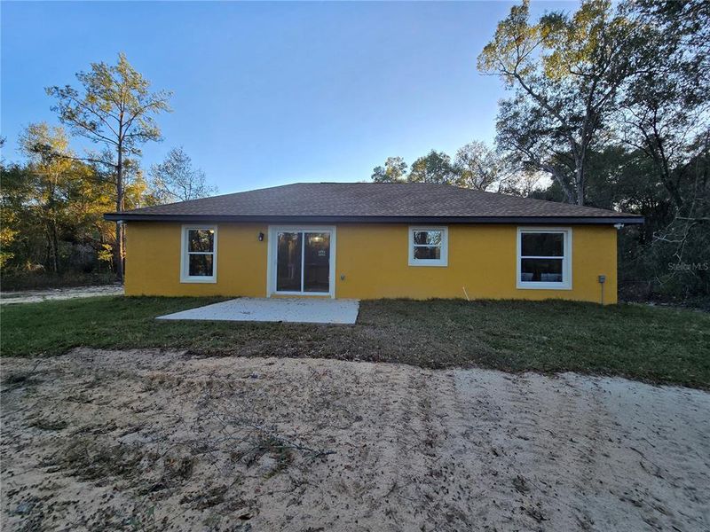 Exterior details and patio area of a home in , Ocala (Image 19).
