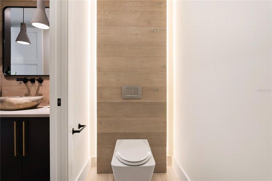 Image 82 of a home in .