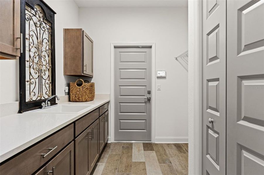 Furnished interior view inside a new home in , Lecanto (Image 37).