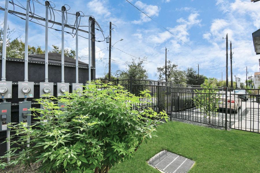 Front exterior of a new home in , Houston, TX, highlighting curb appeal (Image 24). Front exterior of a new home in , Houston, TX, highlighting curb appeal (Image 24).