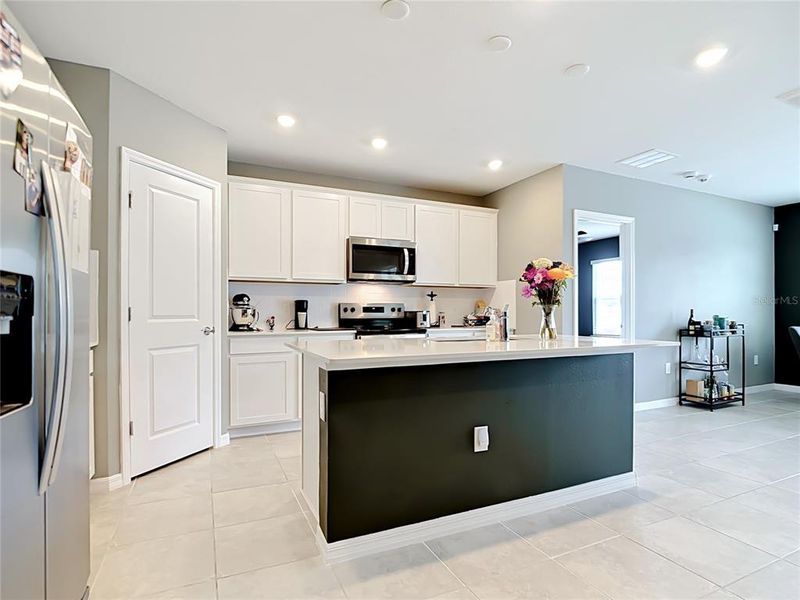 Furnished interior view inside a new home in Lake Alfred Pines, Lake Alfred (Image 7).