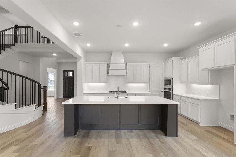 Representative furnished interior of a home built from the Brennan II by Pacesetter Homes in Nelson Lake, Rockwall (Image 4).