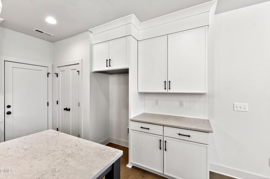 982 Helix (12) 982 Helix (12)