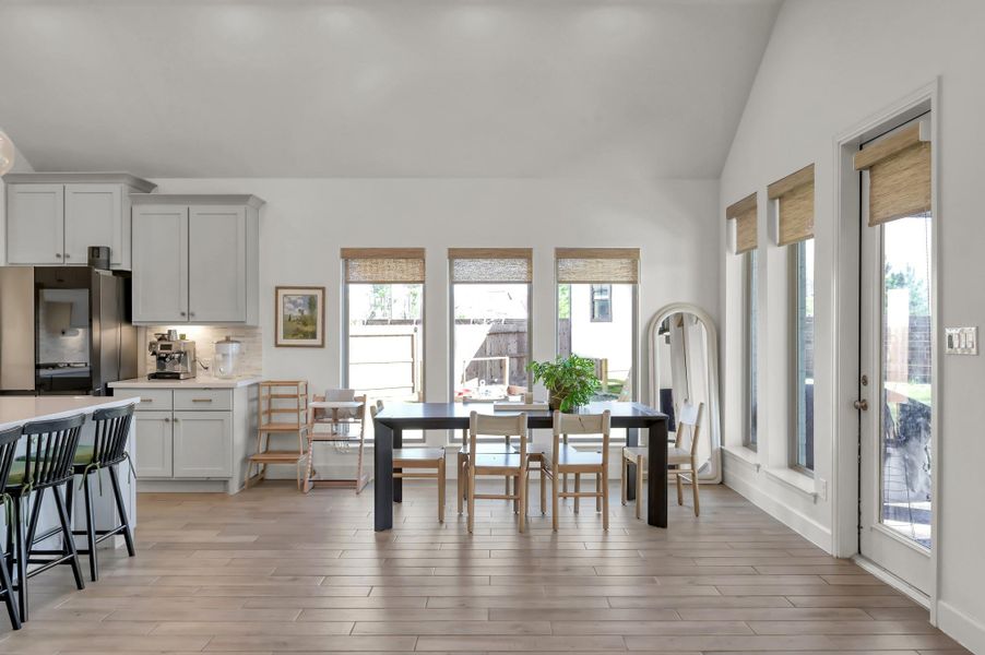 This layout creates an easy flow to the backyard - making a seamless connection between indoor and outdoor living. This layout creates an easy flow to the backyard - making a seamless connection between indoor and outdoor living.