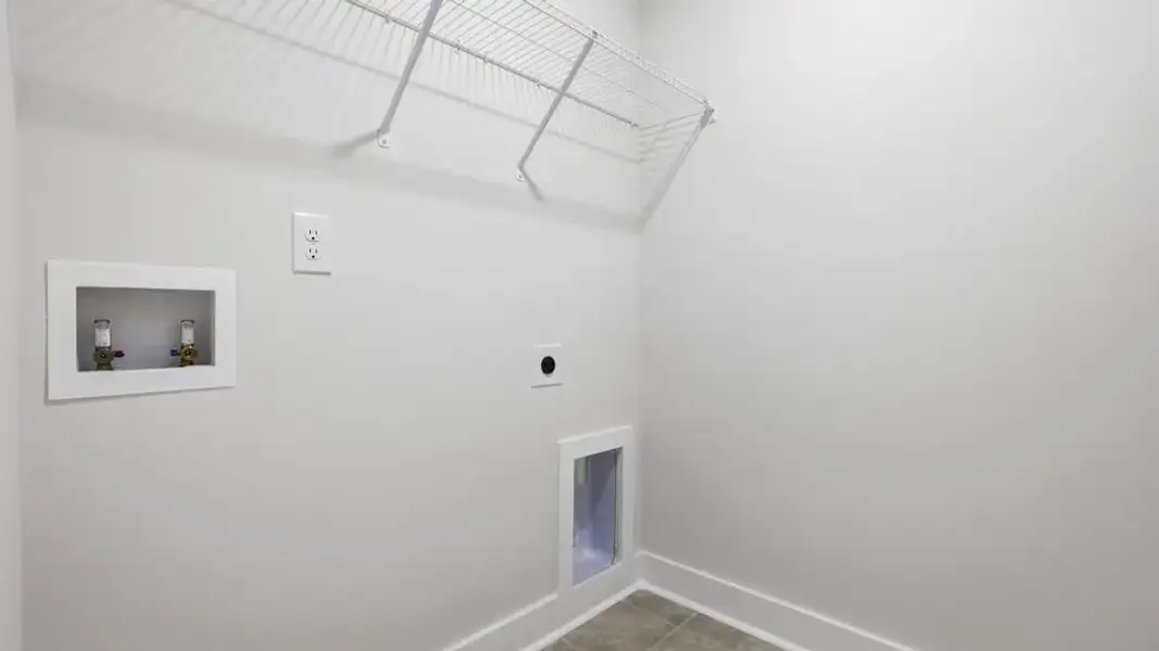 Representative unfurnished interior of a home built from the Denver by D.R. Horton in Ashmore Hills, Mauldin (Image 33).