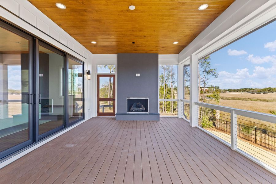 Exterior details and patio area of a home in , Charleston (Image 3).