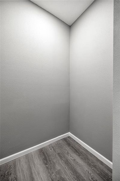 Spacious, unfurnished interior of a new home in , Williston (Image 25).