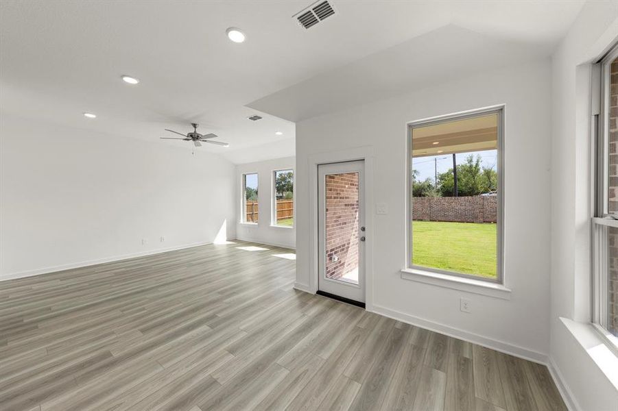 13. 1109 Rushing - Dining (2) 13. 1109 Rushing - Dining (2)