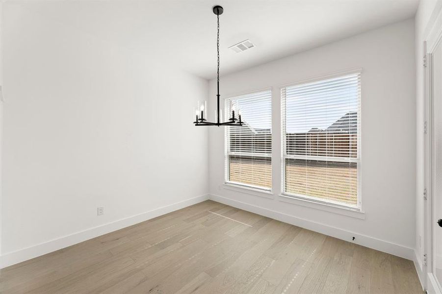 Spacious, unfurnished interior of a new home in Cambridge Estates - Harwood, Prosper (Image 31).