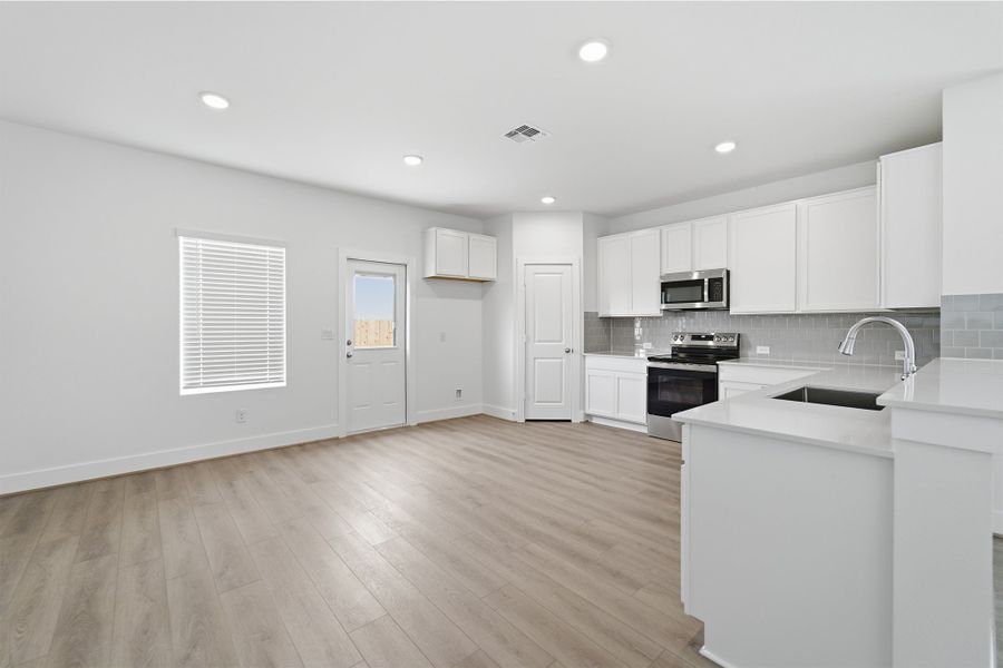 Spacious, unfurnished interior of a new home in Grande Estates, Bertram (Image 51). Spacious, unfurnished interior of a new home in Grande Estates, Bertram (Image 51).