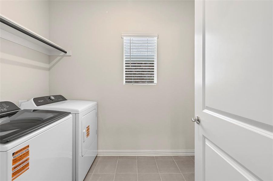 Furnished interior view inside a new home in Stratton Place, Greenville (Image 7).