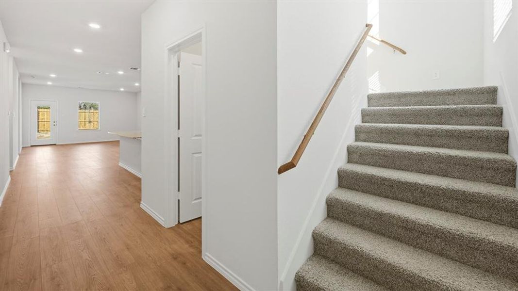 Spacious, unfurnished interior of a new home in Sweetwater Springs, Sherman (Image 31).