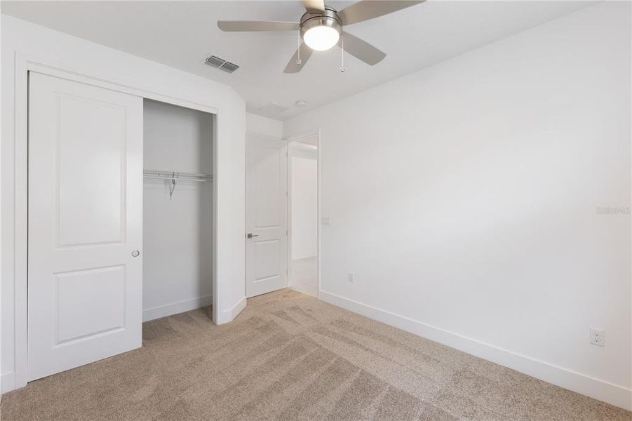 Spacious, unfurnished interior of a new home in Ocala Preserve, Ocala (Image 20).