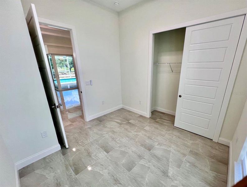 Spacious, unfurnished interior of a new home in , Rotonda West (Image 42).